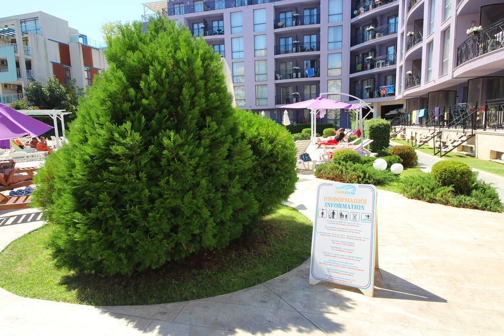Menada Rainbow Apartments 써니비치 외부 사진